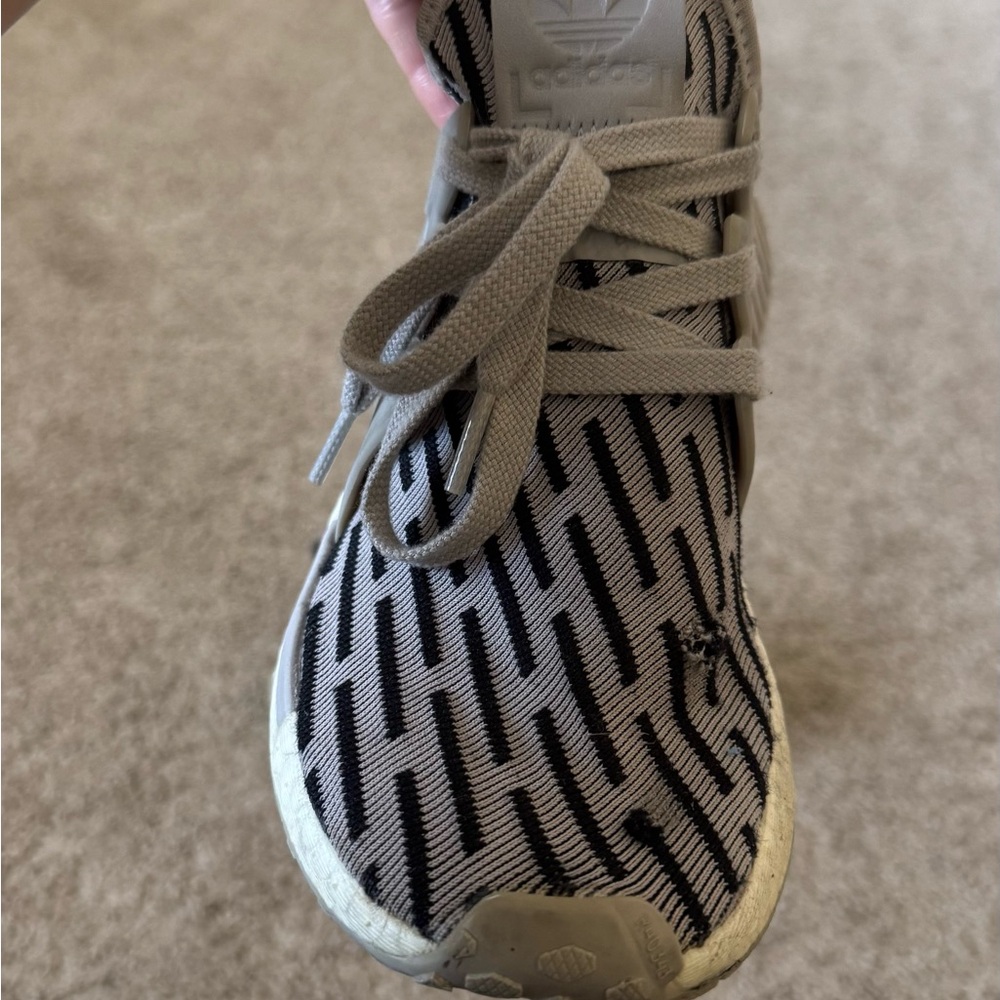 Adidas NMD R1 - Picture 9 of 9